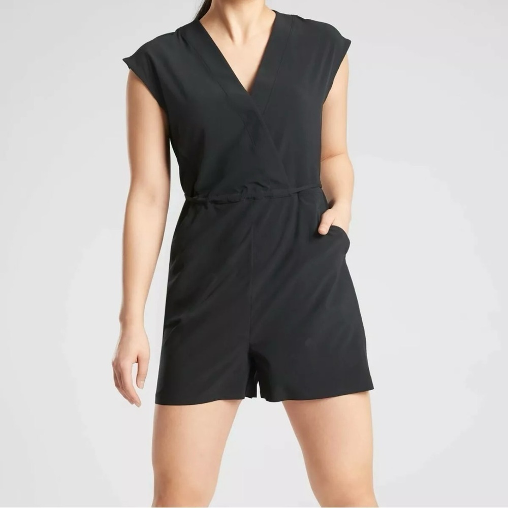 Athleta Marlow Romper in Black Size XS